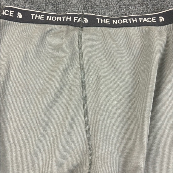 THE NORTH FACE Boys Grey Baselayer Long Underwear Pants size: Large (14-16) - Picture 4 of 6